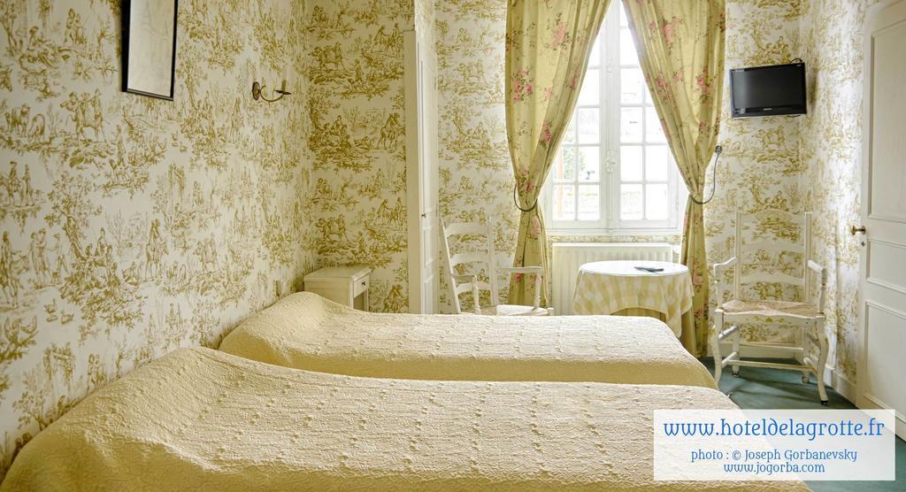 Hotel De La Grotte Montignac  Quarto foto
